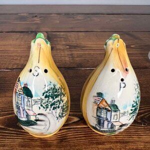 Vintage Onion Salt & Pepper Shakers Hand-painted Japan Winter village scene